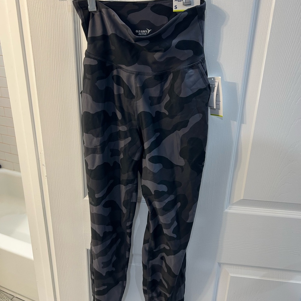 Old Navy Active Powersoft Joggers - Black Camo